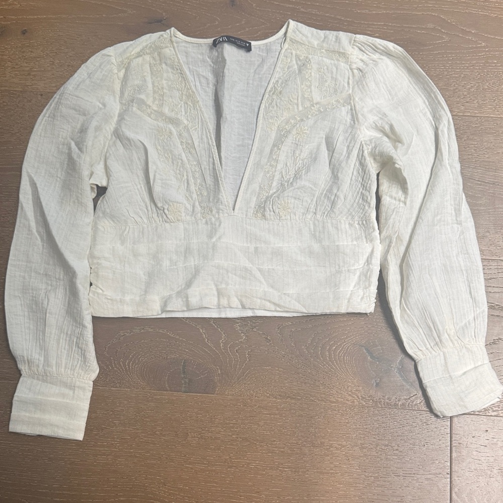 Zara Cream Embroidered Crop Blouse Boho Long Sleeve Size XL NWT - Picture 2 of 3